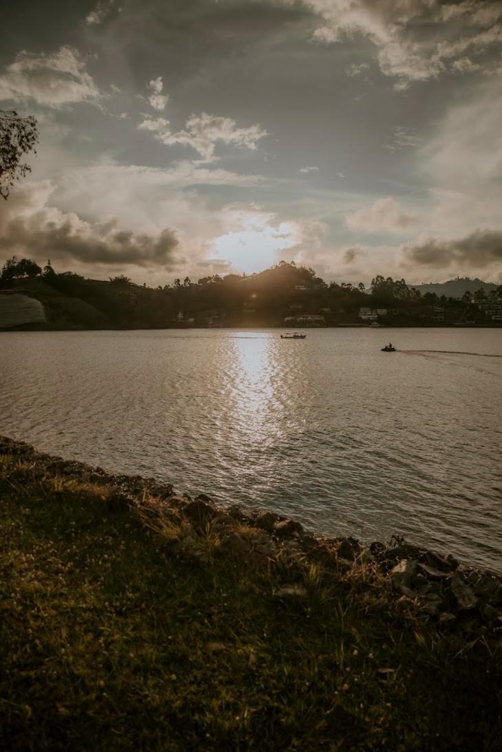 El Penol  Botanico Hotel Boutique Guatape מראה חיצוני תמונה